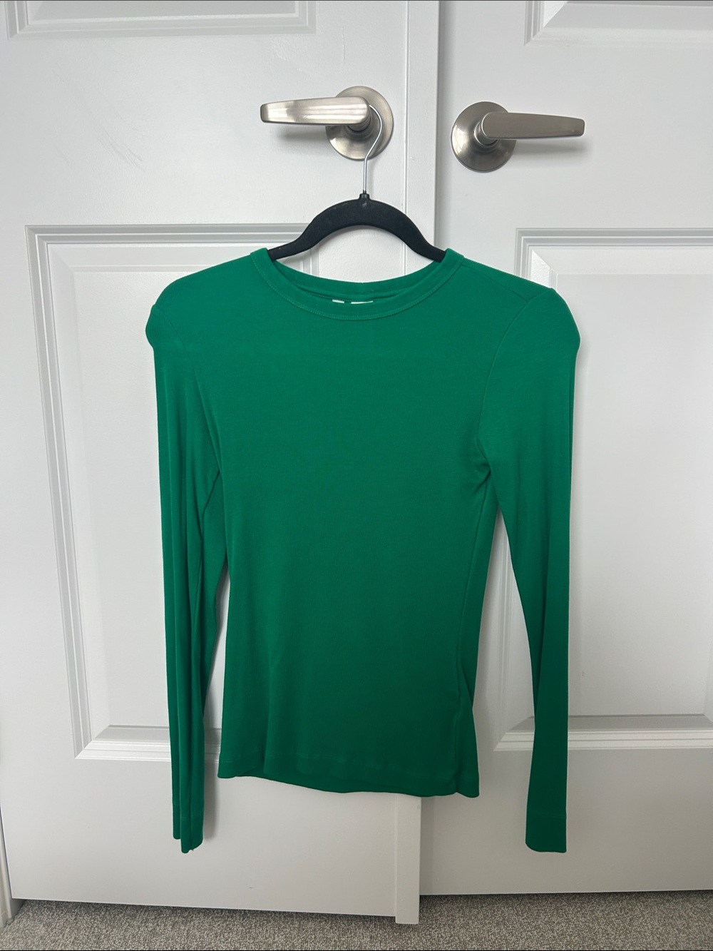 H&M Emerald Green Long Sleeve Crewneck Top